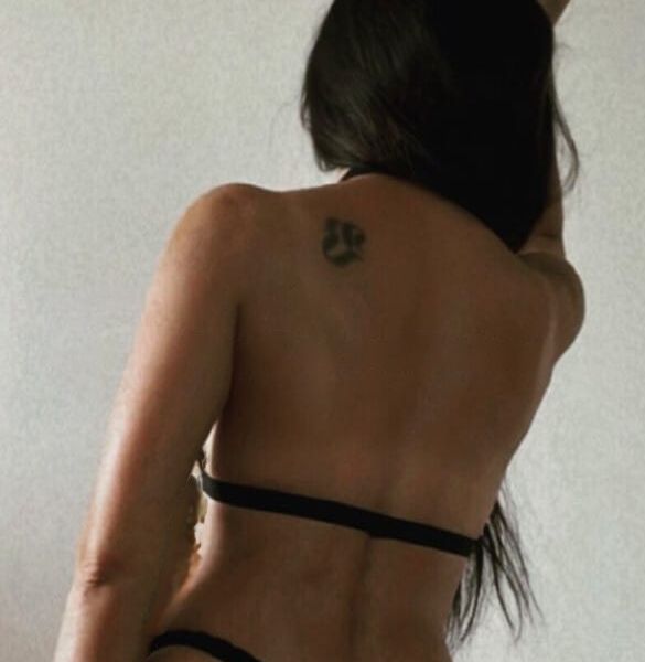 Hello 🥰 Moi c’est Elena je suis une jeune femme célibataire disponible uniquement pour des rencontres sans tabou des plan discrets Escorte girl professionnelle certifié Je vous propose des rendez-vous coquin plan sans prise de tête Je suis sans tabou concernant mes prestations et très sensuel quant ils s’agit de vous donner du plaisir 🌹🥰 Pour me rencontrer envoyer moi juste un message et si je suis disponible je pourrais me déplacer ou vous recevoir Mes photos sont réel et mes rendez-vous très au sérieux À bientôt